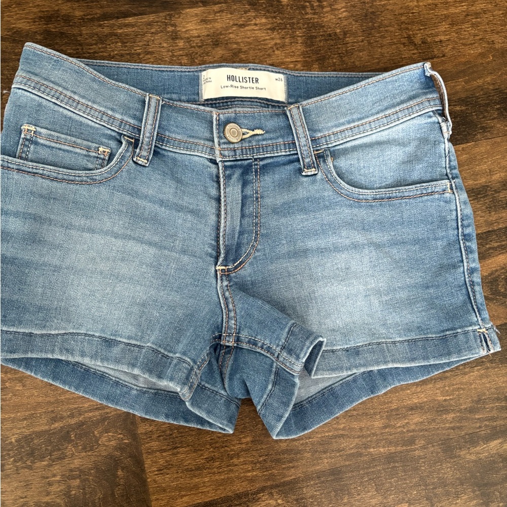 Hollister Low-Rise Blue Denim Shorts